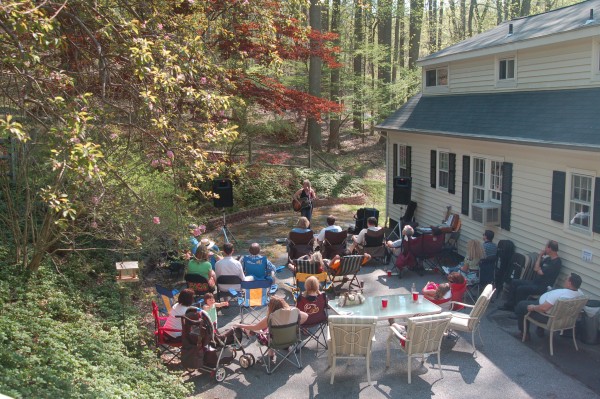 Amy Speace performing outside at Concerts on Bonnie Branch